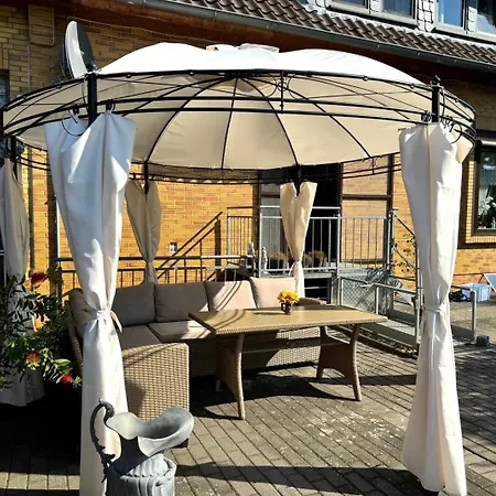 Apartment Ferien-eg Whg Pio Nahe Steinhuder Mit Garten Und Parkplatz