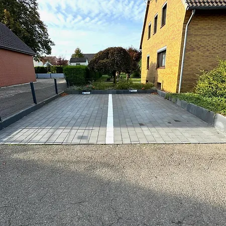 Ferien-eg Whg Pio Nahe Steinhuder Mit Garten Und Parkplatz Lägenhet *
