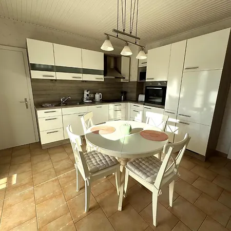 Ferien-eg Whg Pio Nahe Steinhuder Mit Garten Und Parkplatz * Hagenburg