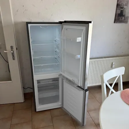 Ferien-eg Whg Pio Nahe Steinhuder Mit Garten Und Parkplatz * Hagenburg