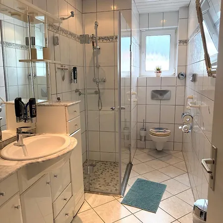 Ferien-eg Whg Pio Nahe Steinhuder Mit Garten Und Parkplatz * Hagenburg