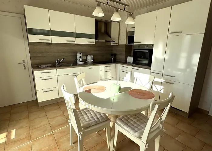 Ferien-eg Whg Pio Nahe Steinhuder Mit Garten Und Parkplatz * Hagenburg